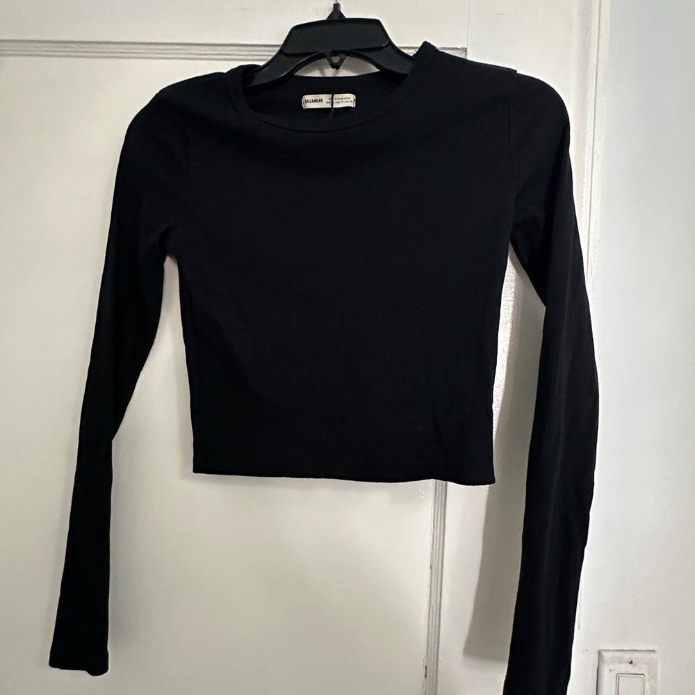 Pull&Bear Black Fitted Long Sleeve Crop Top